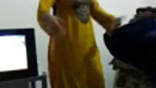 وولف ویگنر کے سیکسی میکس مینارڈ کے ساتھ پرفیکٹ باڈی بینگ