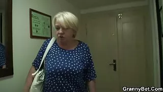Smut Puppet سے فتنہ انگیز Natalli DiAngelo کے ساتھ مشنری فلم