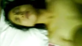 بیڈ سین میں خوبصورت ایما اسٹارلیٹو کے ساتھ نیو سنسنیشنز