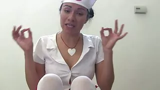 ٹیم اسکیٹ کی پرجوش ویلنٹینا نیپی کے ساتھ پرفیکٹ باڈی بینگ